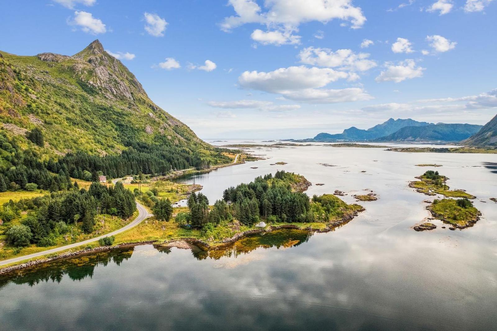 Flo Lofoten Nature Escape Valberg Exteriör bild